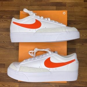 Nike women’s low top platform blazer Sz 11